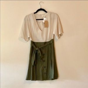 NWT pink lily size M dress